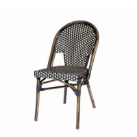 Silla Toulouse con estructura color deco nogal y asiento y respaldo trenzado negro-crema