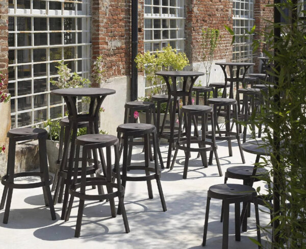 Taburete Stack en ambiente